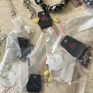 I have several jewelry sets I would like 5$ a piece